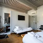 Boutique Entraigues 4* Uzès