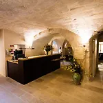 Boutique Entraigues