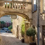 Boutique Entraigues 4*