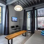 Boutique Entraigues فندق Uzès