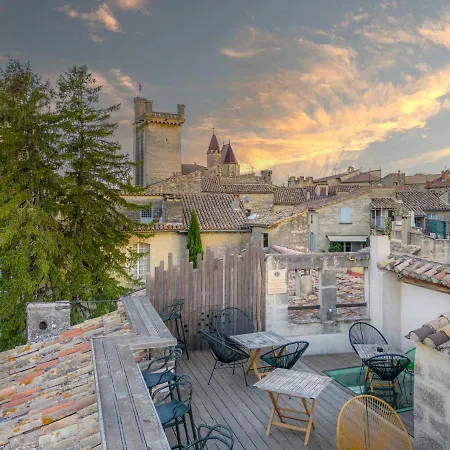 Hotel Boutique Entraigues 4*