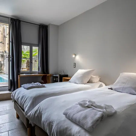 Boutique Entraigues 4* Uzès