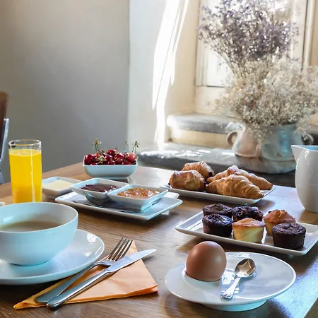Boutique Entraigues 4* Uzès