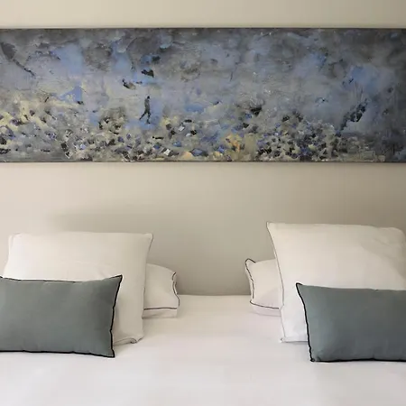 Boutique Entraigues Hotel 4*