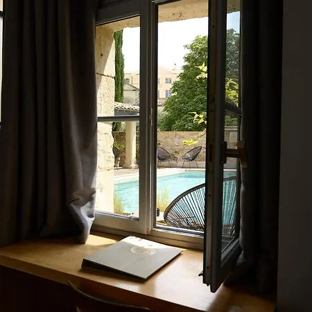 Boutique Entraigues 4*